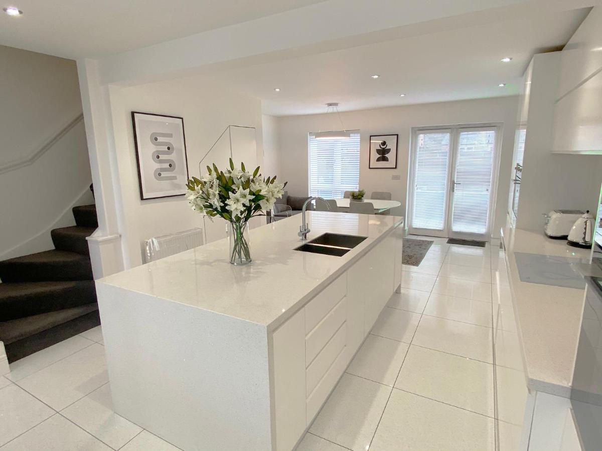 Summer House Terrace Yeovil Bagian luar foto