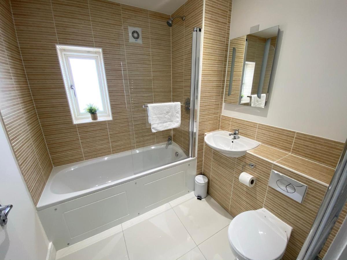 Summer House Terrace Yeovil Bagian luar foto